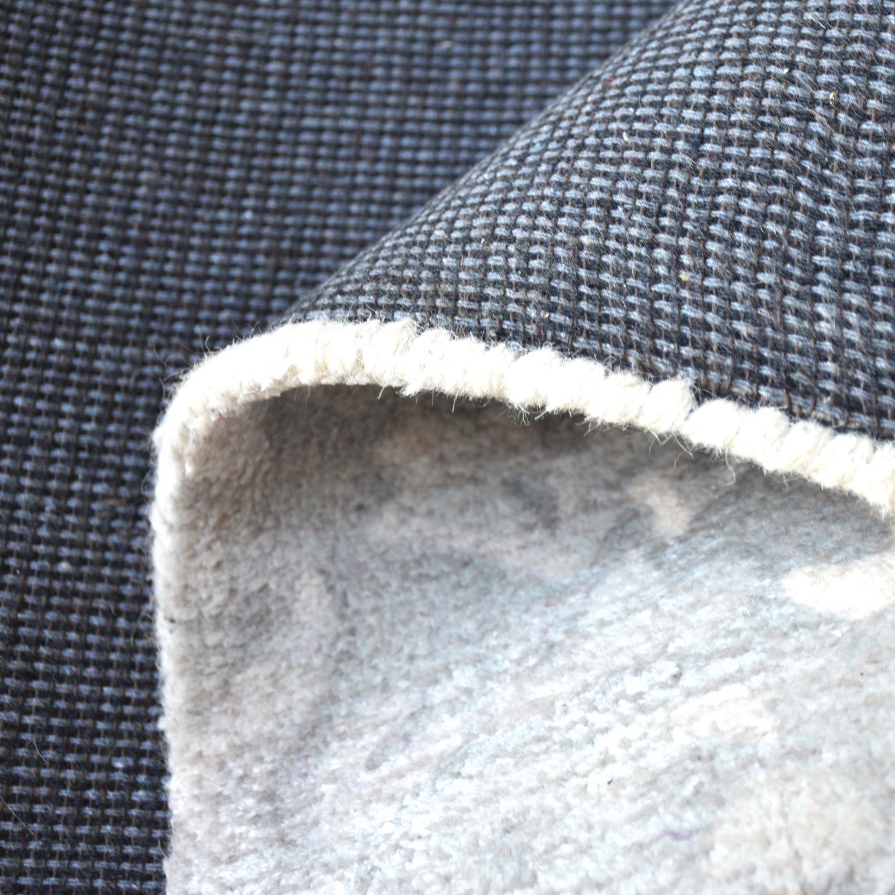 Pavy Hand Loom Grey & Ivory Pattern 160x230cm Viscose Wool Rug