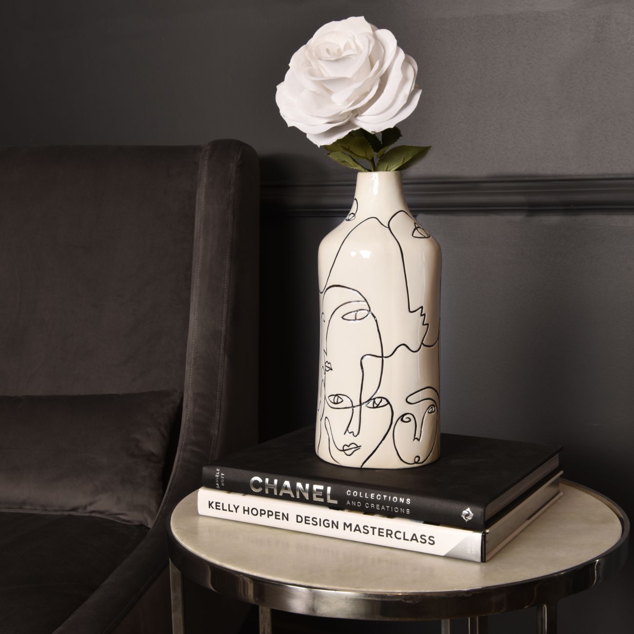 Linework Face Vase